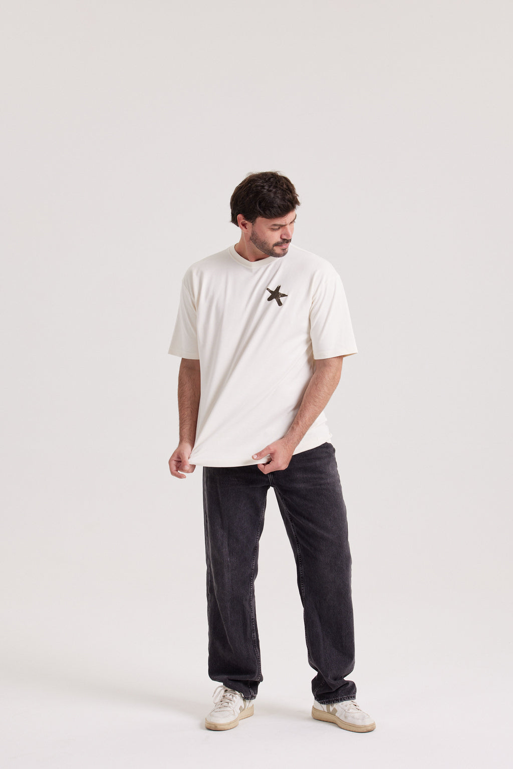 LATE T-SHIRT