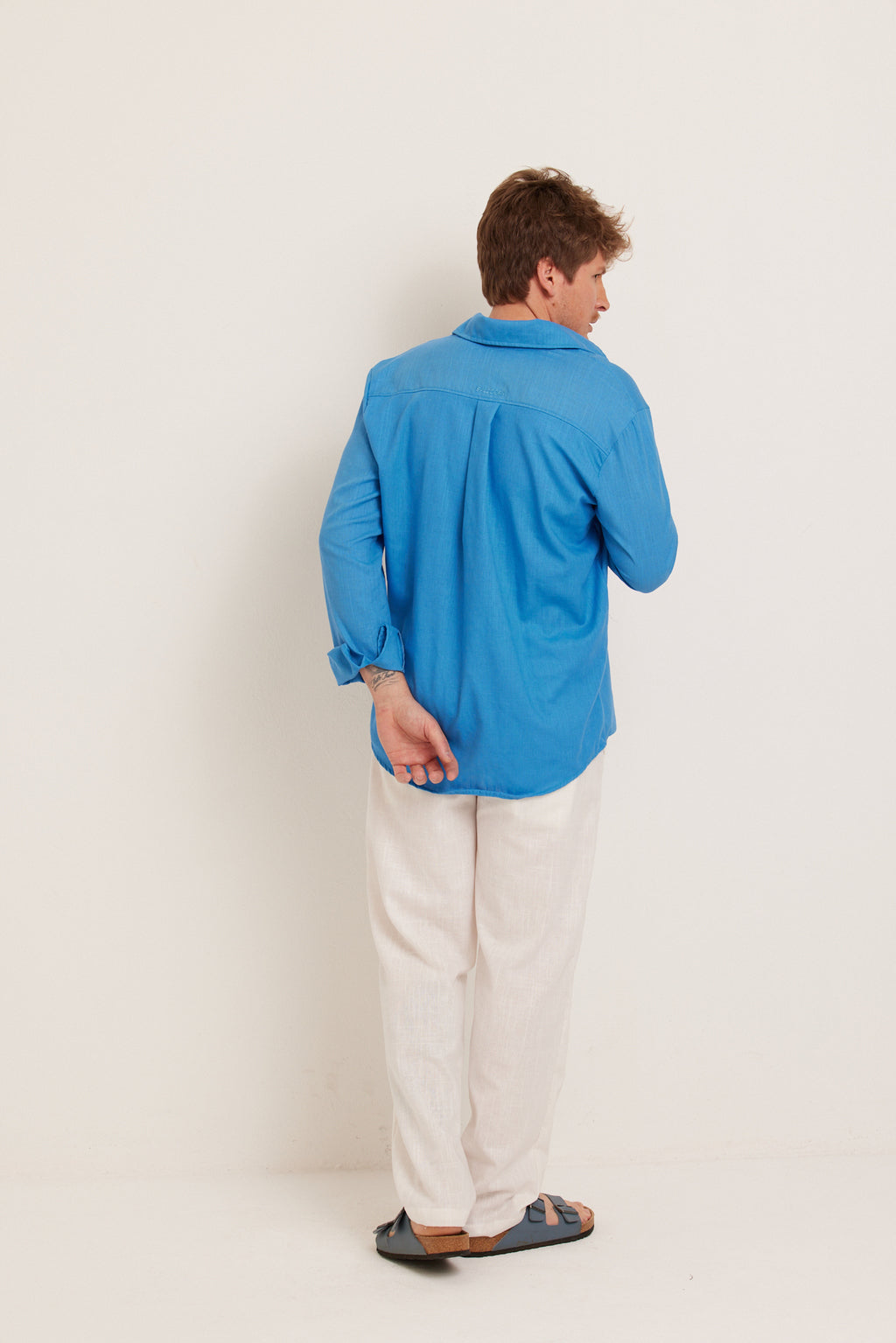 CAMISA LINHO SKY BLUE