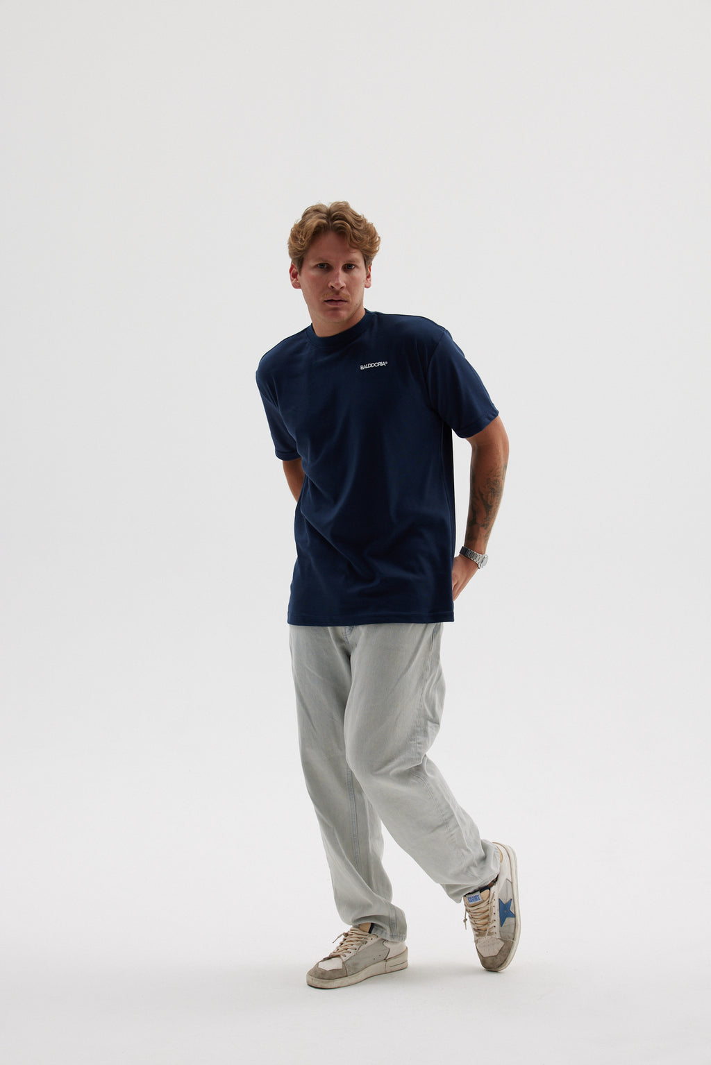 "LOGO" NAVYBLUE T-SHIRT