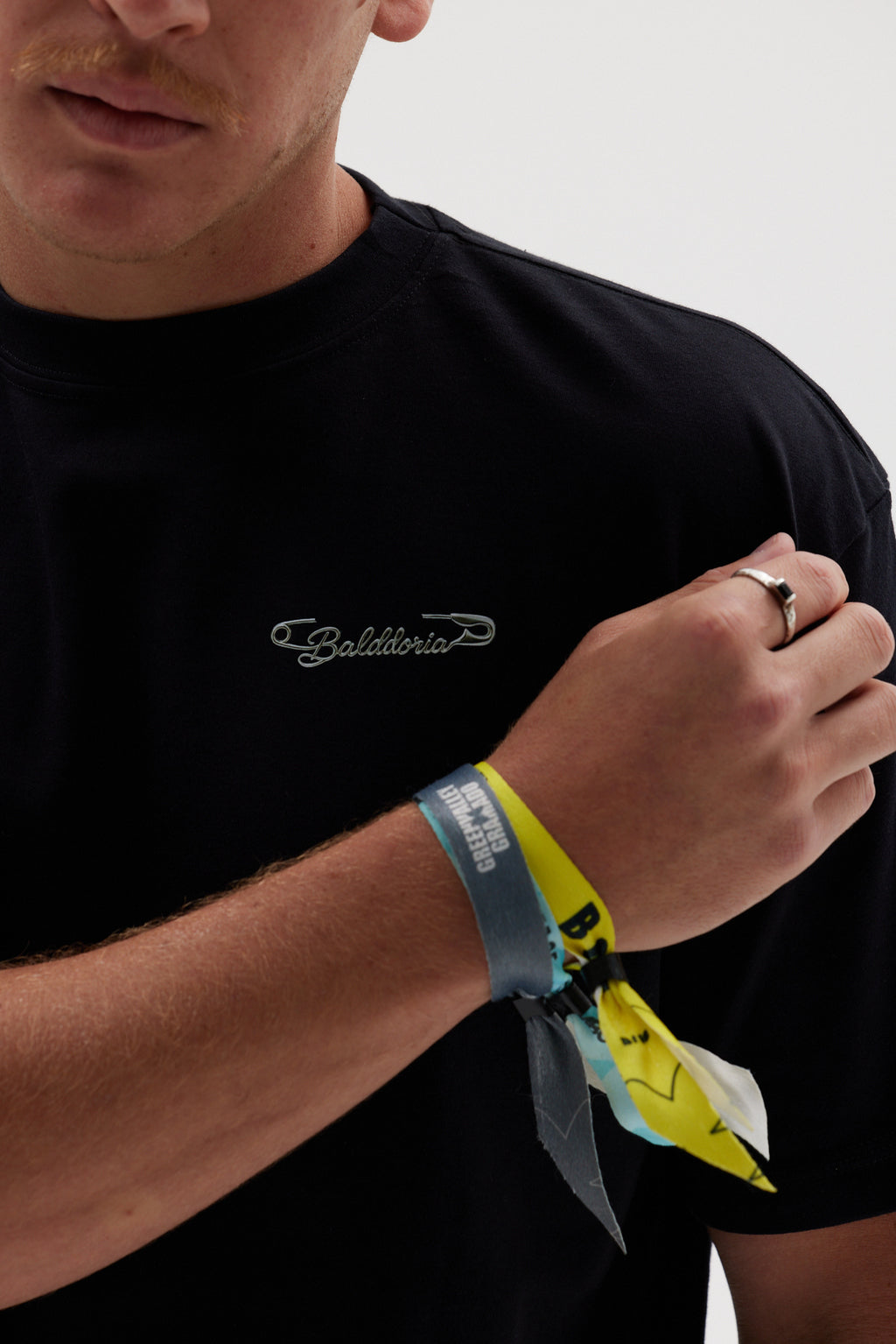 PINNED T-SHIRT
